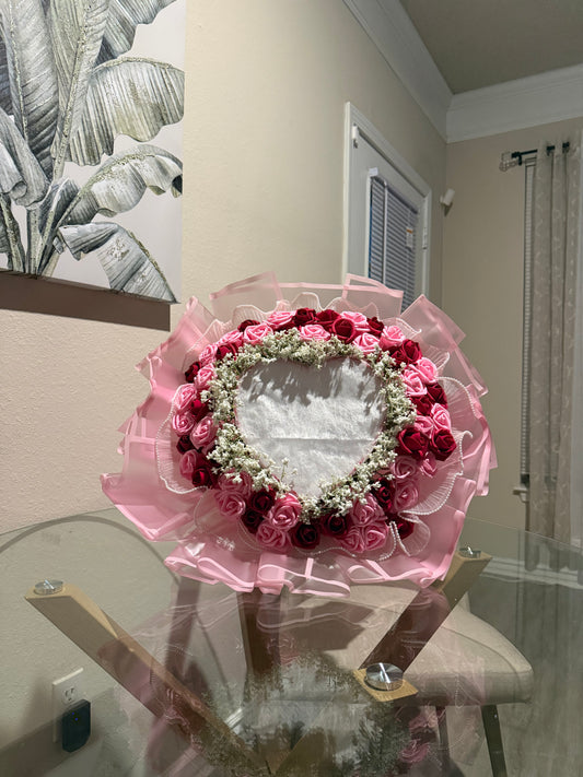Luxury Reveal Message Bouquet